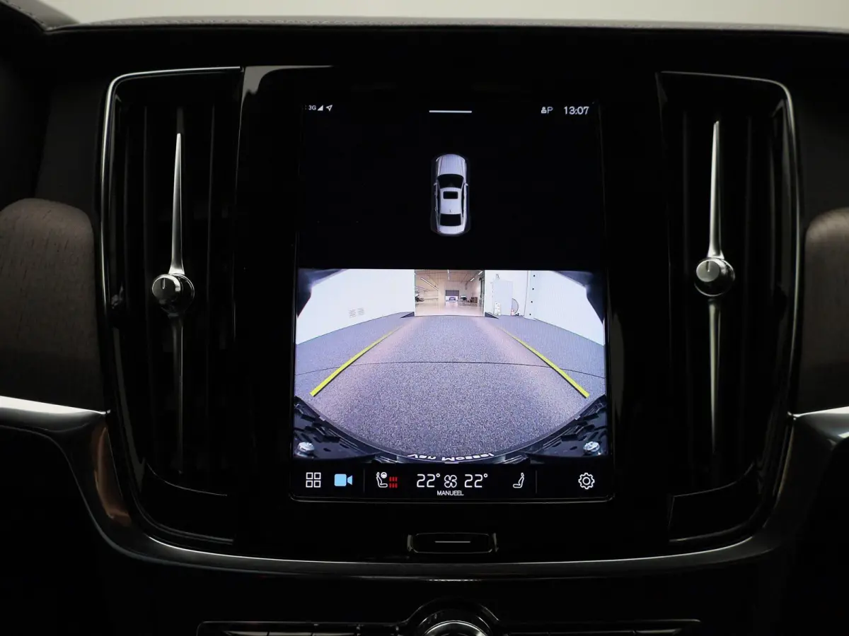 T8 PHEV Plus Bright Aut. AUTOMAAT | LEDER | SPORTSTOELEN | VIRTUEEL | NAVIGATIE | CAMERA | LMV | DAB | MEMORY | ELEKTRISCHE STOEL | VOOR EN ACHTER STOELVERWARMING | 12 MAANDEN BOVAG GARANTIE