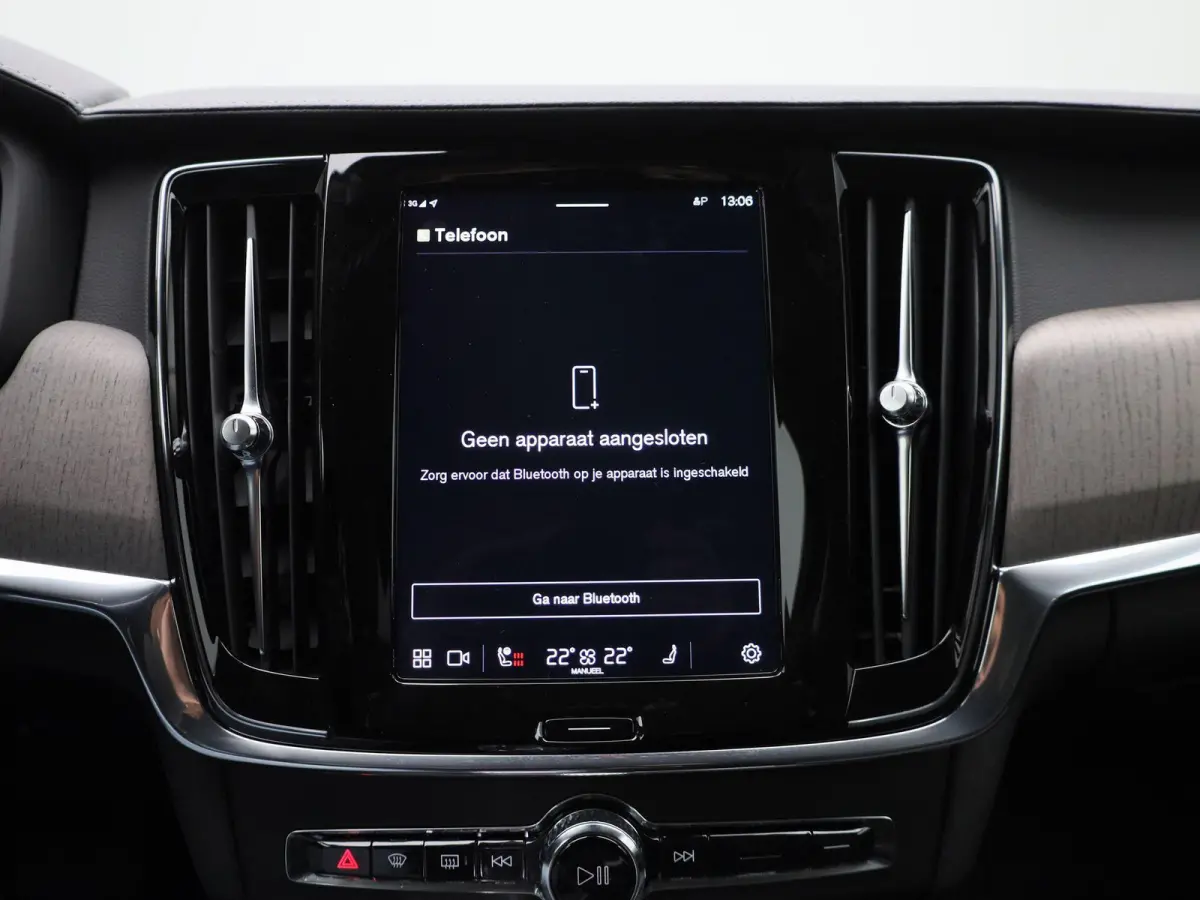 T8 PHEV Plus Bright Aut. AUTOMAAT | LEDER | SPORTSTOELEN | VIRTUEEL | NAVIGATIE | CAMERA | LMV | DAB | MEMORY | ELEKTRISCHE STOEL | VOOR EN ACHTER STOELVERWARMING | 12 MAANDEN BOVAG GARANTIE