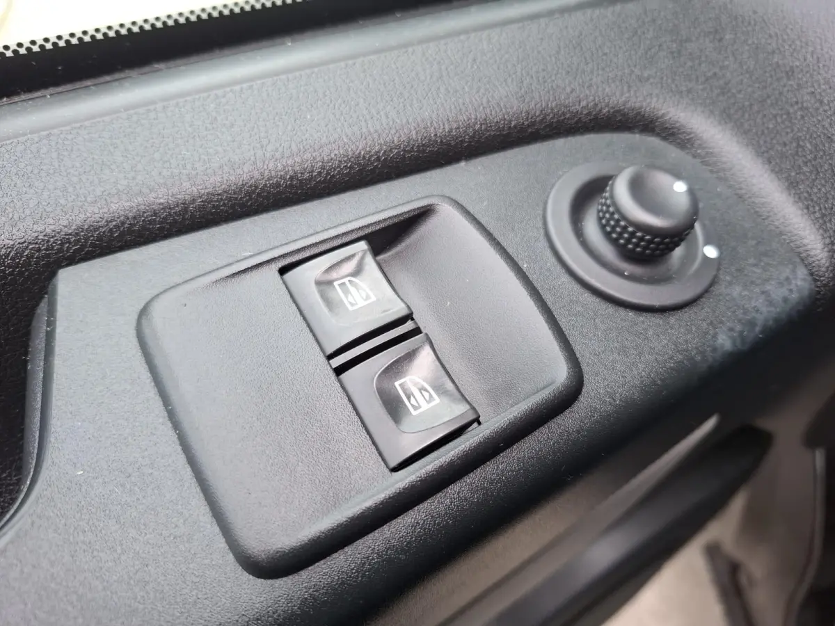 1.6 dCi T29 L2H1 DC Comfort DUBBEL CABINE / CRUISE CONTROLE / DEALER ONDERHOUDEN / NAVI