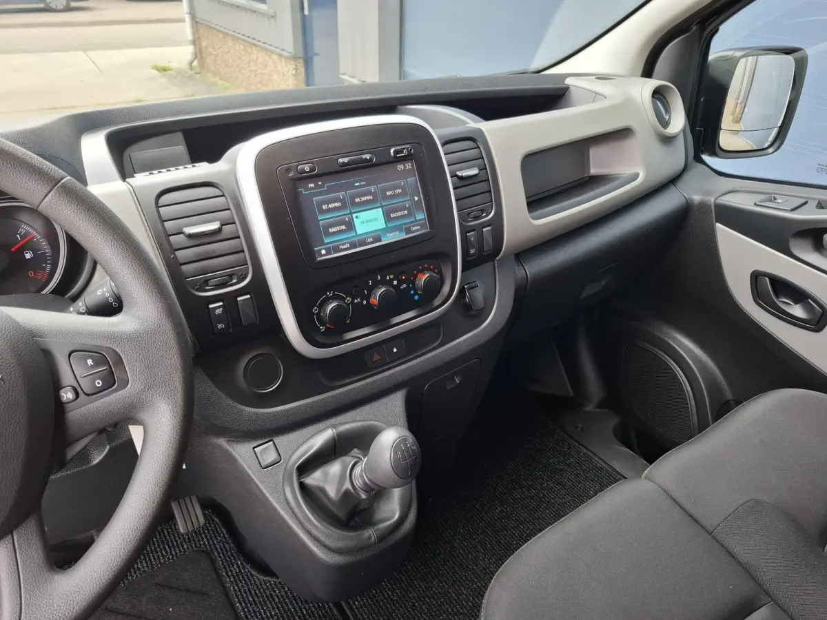 1.6 dCi T29 L2H1 DC Comfort DUBBEL CABINE / CRUISE CONTROLE / DEALER ONDERHOUDEN / NAVI