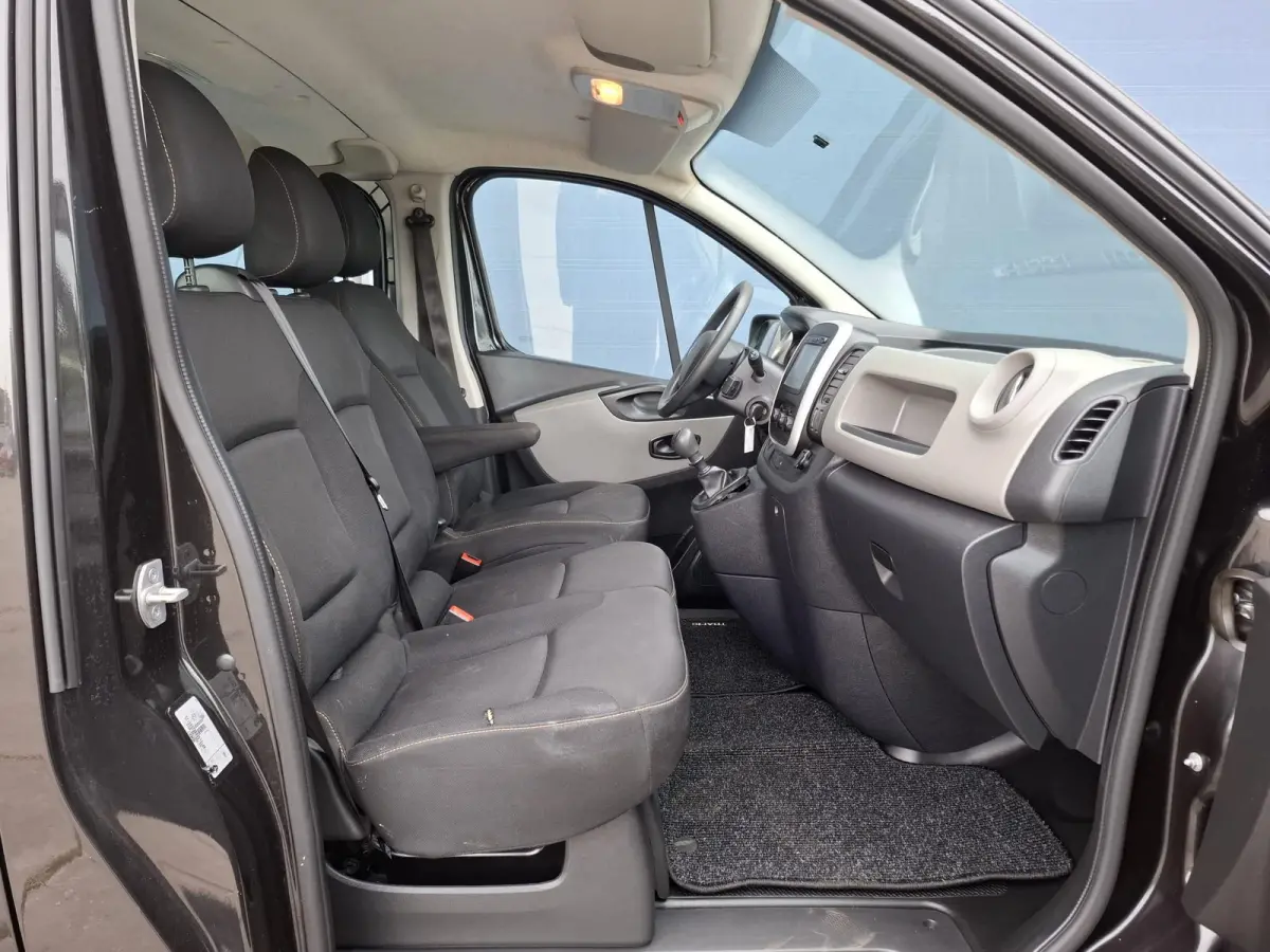 1.6 dCi T29 L2H1 DC Comfort DUBBEL CABINE / CRUISE CONTROLE / DEALER ONDERHOUDEN / NAVI