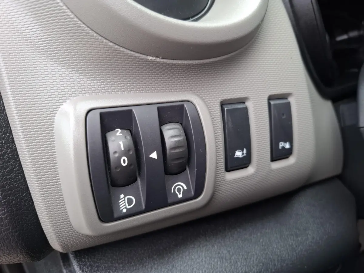 1.6 dCi T29 L2H1 DC Comfort DUBBEL CABINE / CRUISE CONTROLE / DEALER ONDERHOUDEN / NAVI