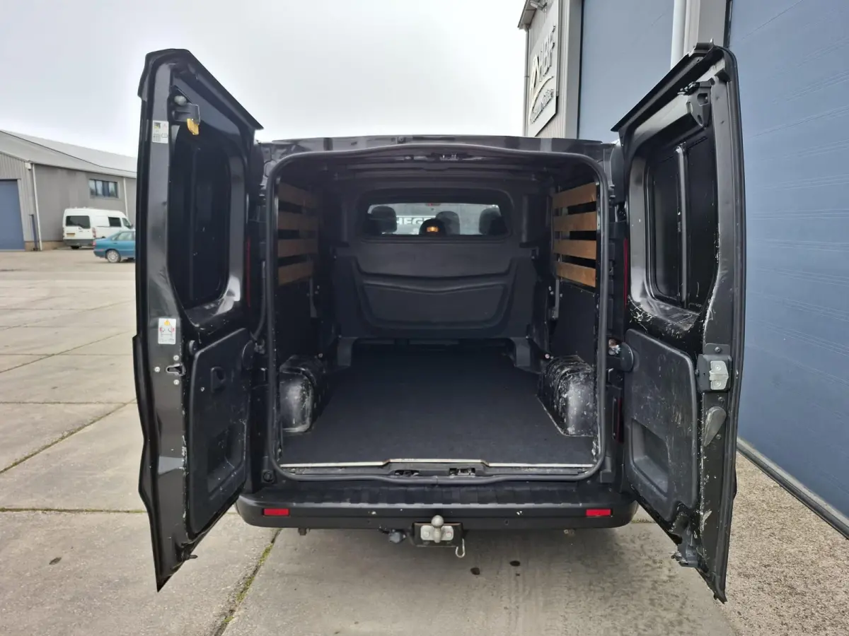 1.6 dCi T29 L2H1 DC Comfort DUBBEL CABINE / CRUISE CONTROLE / DEALER ONDERHOUDEN / NAVI