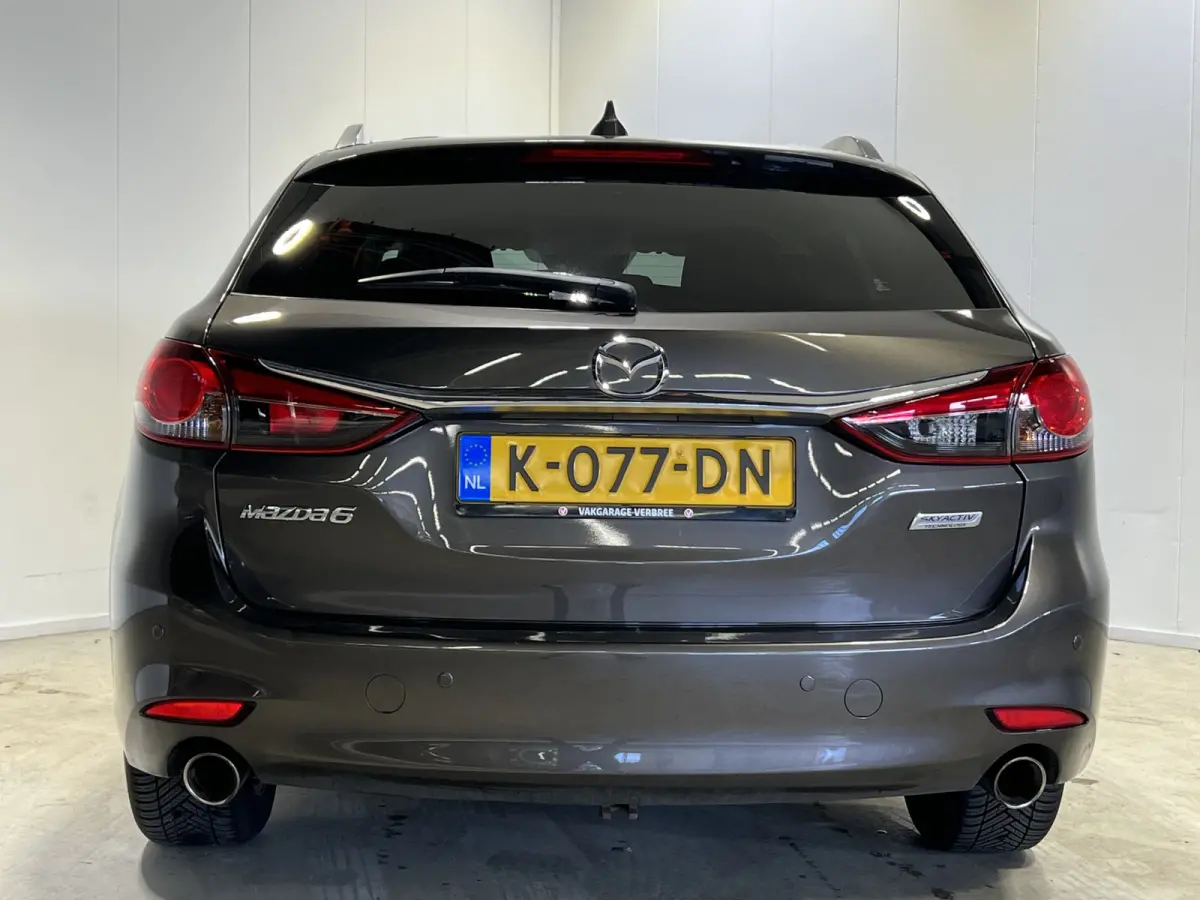 2.0 SkyActiv-G 145 Essence | Navigatie | PDC Voor + Achter | Adaptive Cruise Control | Airco |