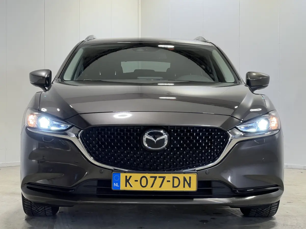 2.0 SkyActiv-G 145 Essence | Navigatie | PDC Voor + Achter | Adaptive Cruise Control | Airco |