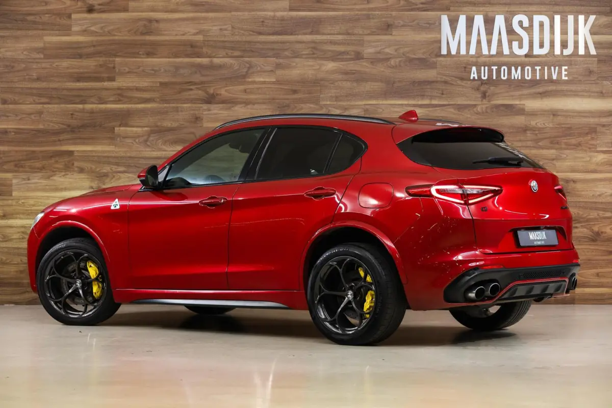 2.9 V6 AWD Quadrifoglio|Carbon|Squadra|H&K|