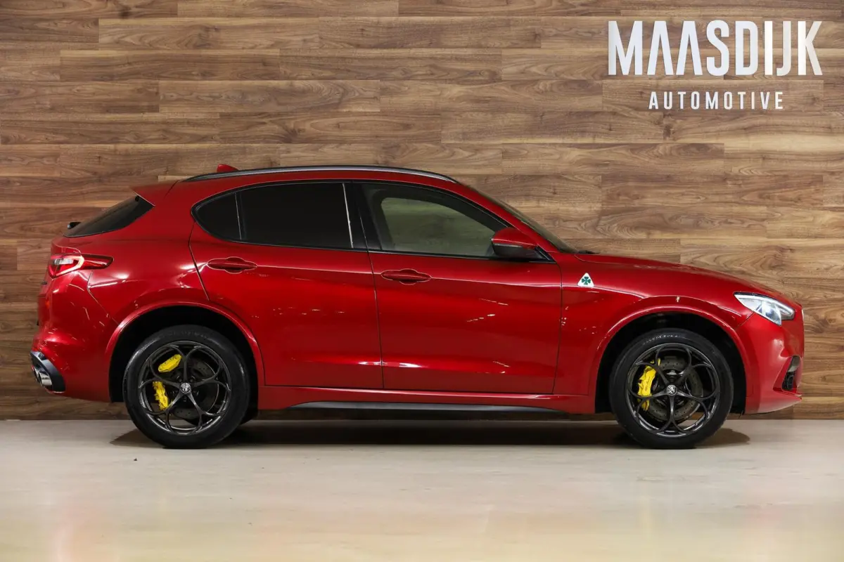2.9 V6 AWD Quadrifoglio|Carbon|Squadra|H&K|