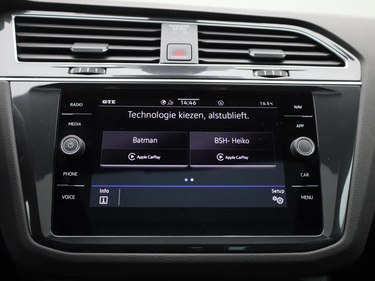 1.4 TSI eHybrid R-Line Business+ 245 PK| Panoramadak | Trekhaak | LED Matrix | Dodehoek Detectie | Navigatie | Stoelverwarming | Achteruitrijcamera | Stuurwielverwarming | Dynamic Chassis Co