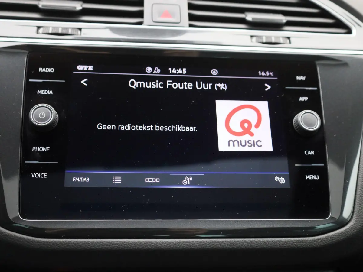 1.4 TSI eHybrid R-Line Business+ 245 PK| Panoramadak | Trekhaak | LED Matrix | Dodehoek Detectie | Navigatie | Stoelverwarming | Achteruitrijcamera | Stuurwielverwarming | Dynamic Chassis Co