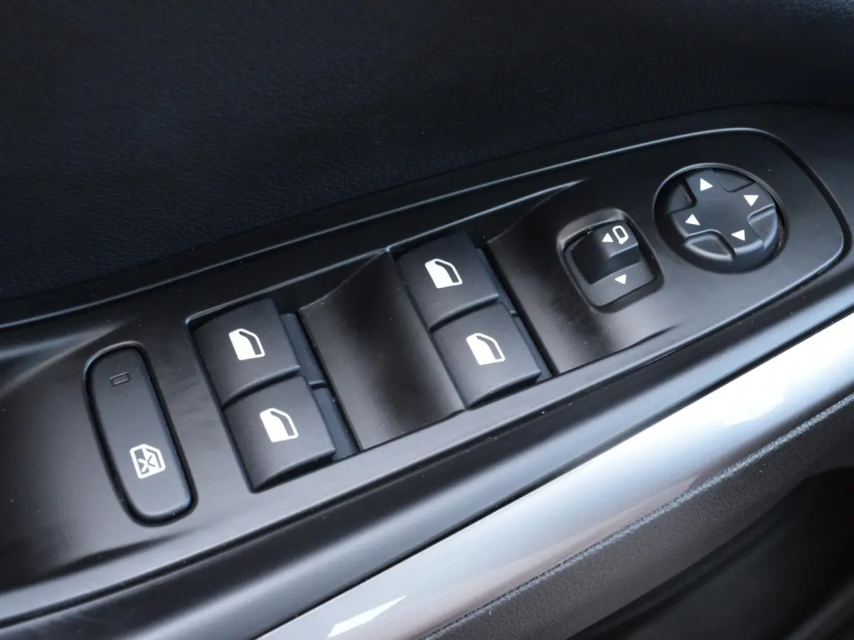 1.6 Turbo Plug-In Hybrid Level 3 SOH 98% | ALCANTARA | CAMERA & SENSOREN | NAVI & CARPLAY |