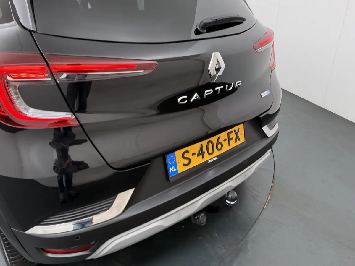 E-Tech Plug-in Hybrid 160 Intens | SoH 93% | Lederen Bekl. | Stoelverw. | Groot Navi | Trekhaak |