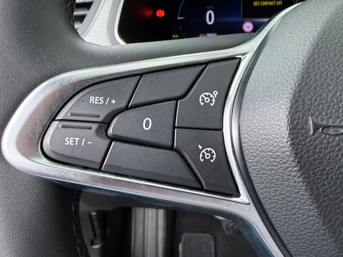 E-Tech Plug-in Hybrid 160 Intens | SoH 93% | Lederen Bekl. | Stoelverw. | Groot Navi | Trekhaak |