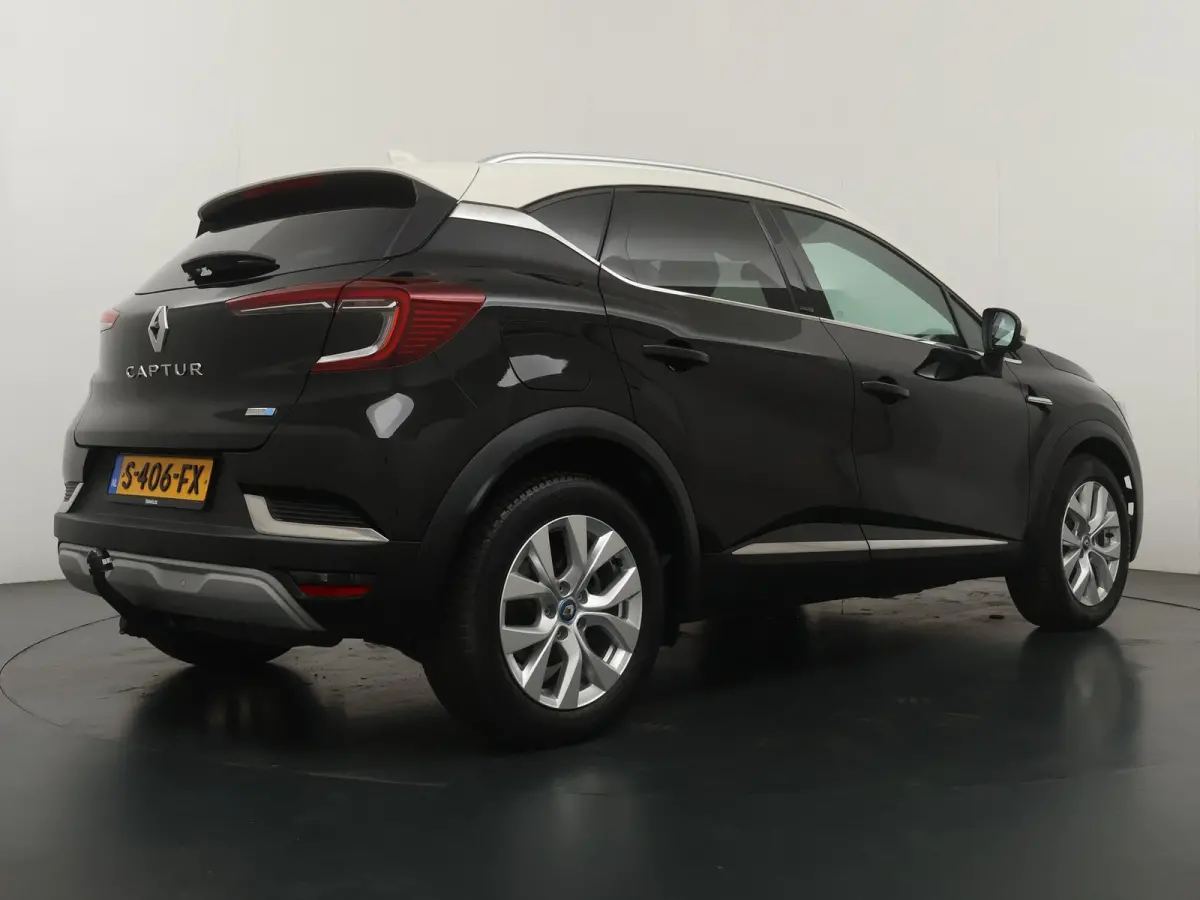E-Tech Plug-in Hybrid 160 Intens | SoH 93% | Lederen Bekl. | Stoelverw. | Groot Navi | Trekhaak |