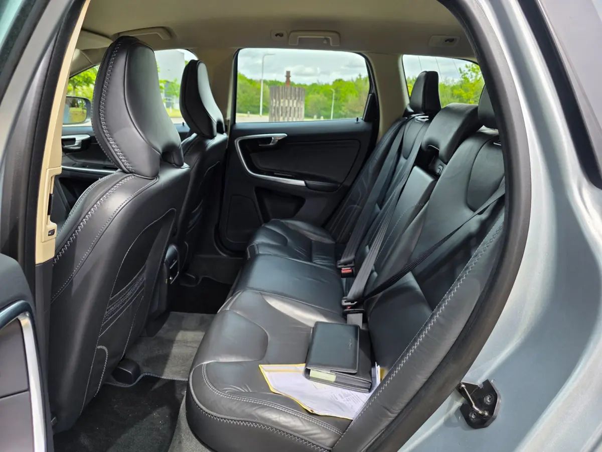 2.0 T5 Ocean Race AUTOMAAT/leer/NAVI