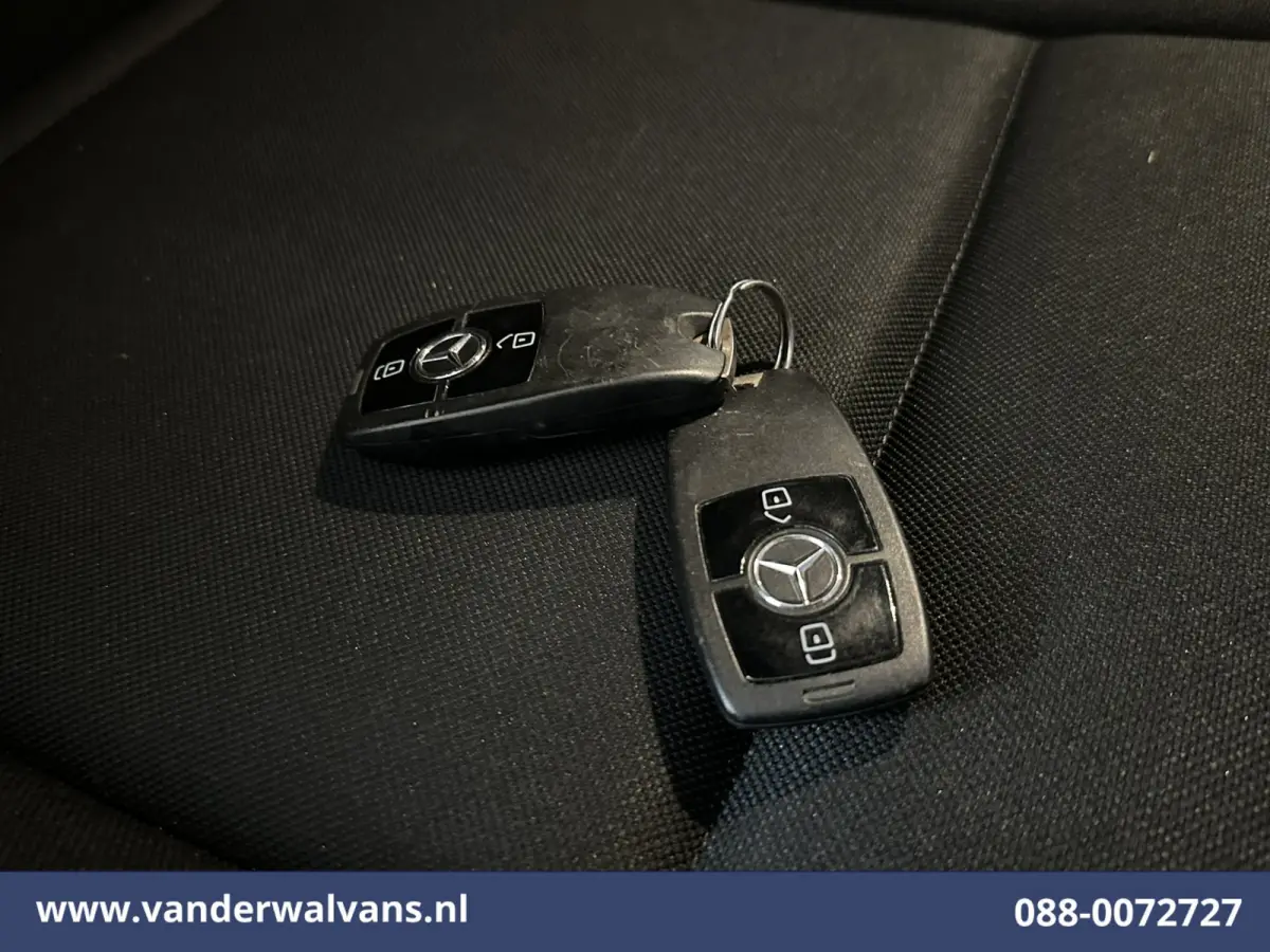 314 CDI 143pk L2H2 Euro6 Airco | Camera | Apple Carplay | Trekhaak | Cruisecontrol Android Auto, Stoelverwarming, 270 Graden Achterdeuren, Parkeersensoren, Bijrijdersbank