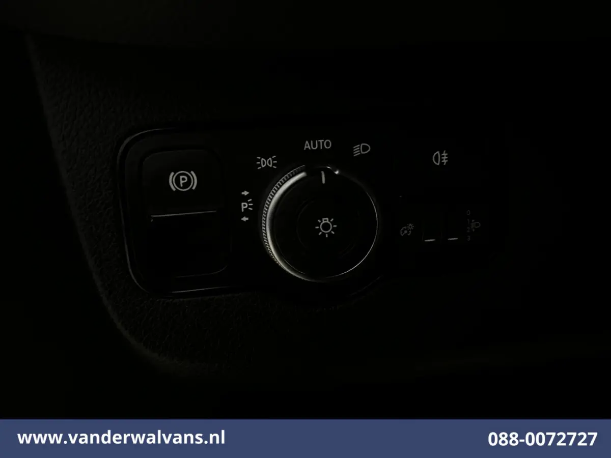 314 CDI 143pk L2H2 Euro6 Airco | Camera | Apple Carplay | Trekhaak | Cruisecontrol Android Auto, Stoelverwarming, 270 Graden Achterdeuren, Parkeersensoren, Bijrijdersbank