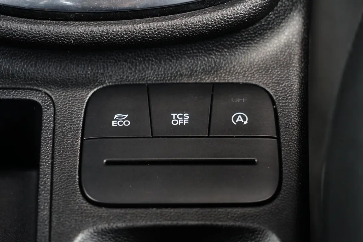 1.0 EcoBoost Titanium, NL, CarPlay, clima, cruise, LED