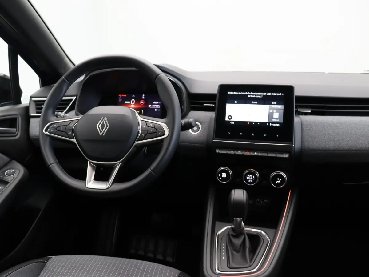 1.6 E-Tech Full Hybrid 145 techno | Achteruitrijcamera | Climate Control | Lichtmetalen velgen | Navigatie met Apple Carplay en Android Auto |