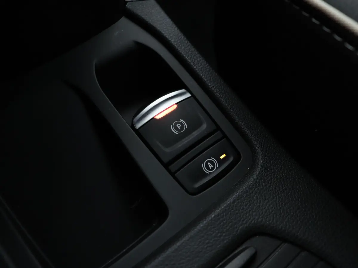 1.6 E-Tech Full Hybrid 145 techno | Achteruitrijcamera | Climate Control | Lichtmetalen velgen | Navigatie met Apple Carplay en Android Auto |