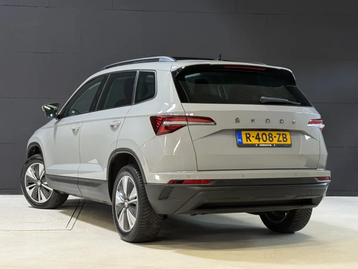1.5 TSI ACT Business Edition Plus | Panoramadak | Camera | Adaptive cruise | Stoelverwarming | Full LED | NL auto | Dealer onderhouden