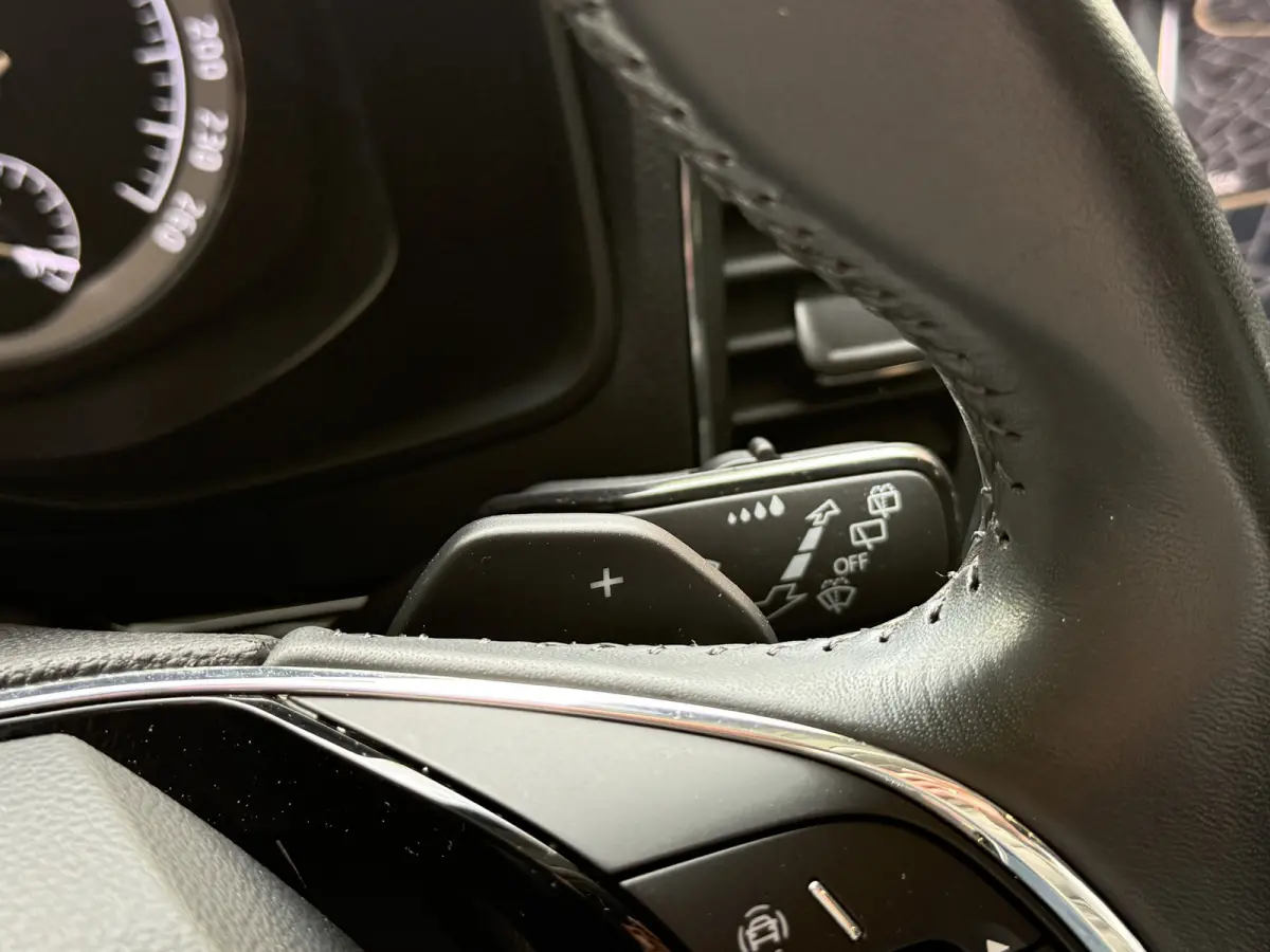 1.5 TSI ACT Business Edition Plus | Panoramadak | Camera | Adaptive cruise | Stoelverwarming | Full LED | NL auto | Dealer onderhouden