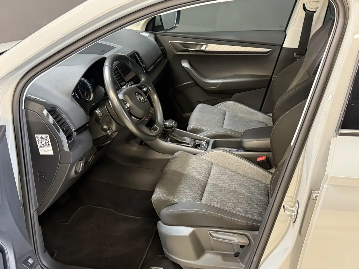 1.5 TSI ACT Business Edition Plus | Panoramadak | Camera | Adaptive cruise | Stoelverwarming | Full LED | NL auto | Dealer onderhouden