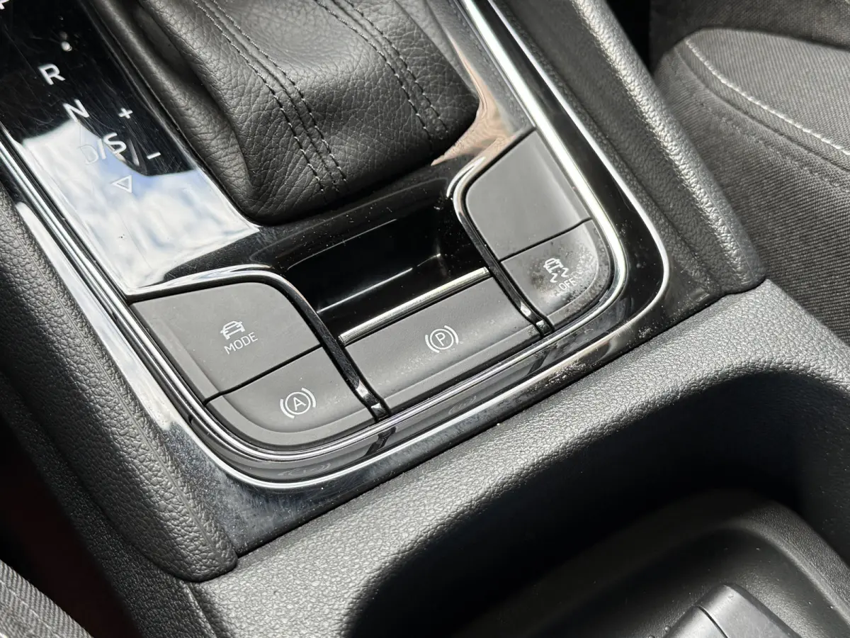 1.5 TSI ACT Business Edition Plus | Panoramadak | Camera | Adaptive cruise | Stoelverwarming | Full LED | NL auto | Dealer onderhouden