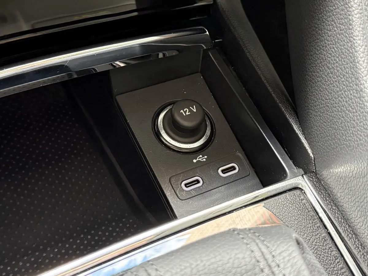1.5 TSI ACT Business Edition Plus | Panoramadak | Camera | Adaptive cruise | Stoelverwarming | Full LED | NL auto | Dealer onderhouden