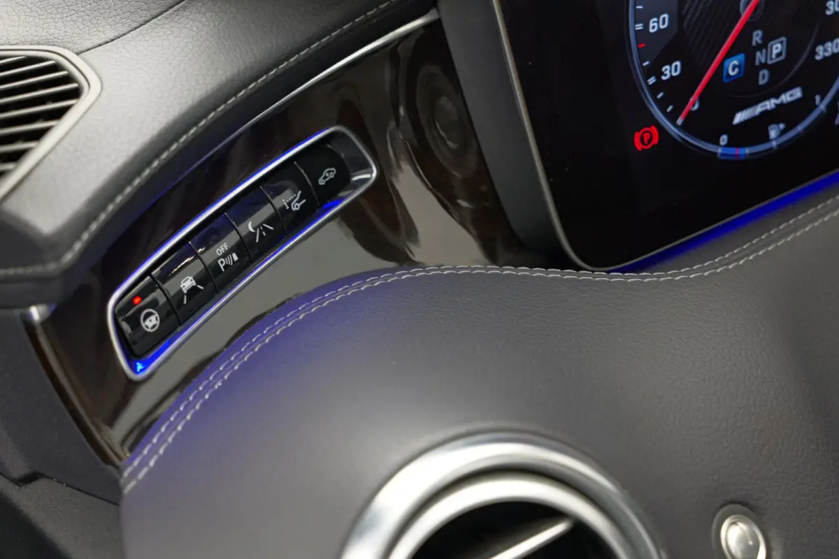 S63 AMG 4MATIC Premium Plus |Luchtvering|HUD|Nachtzicht|Airscarf|