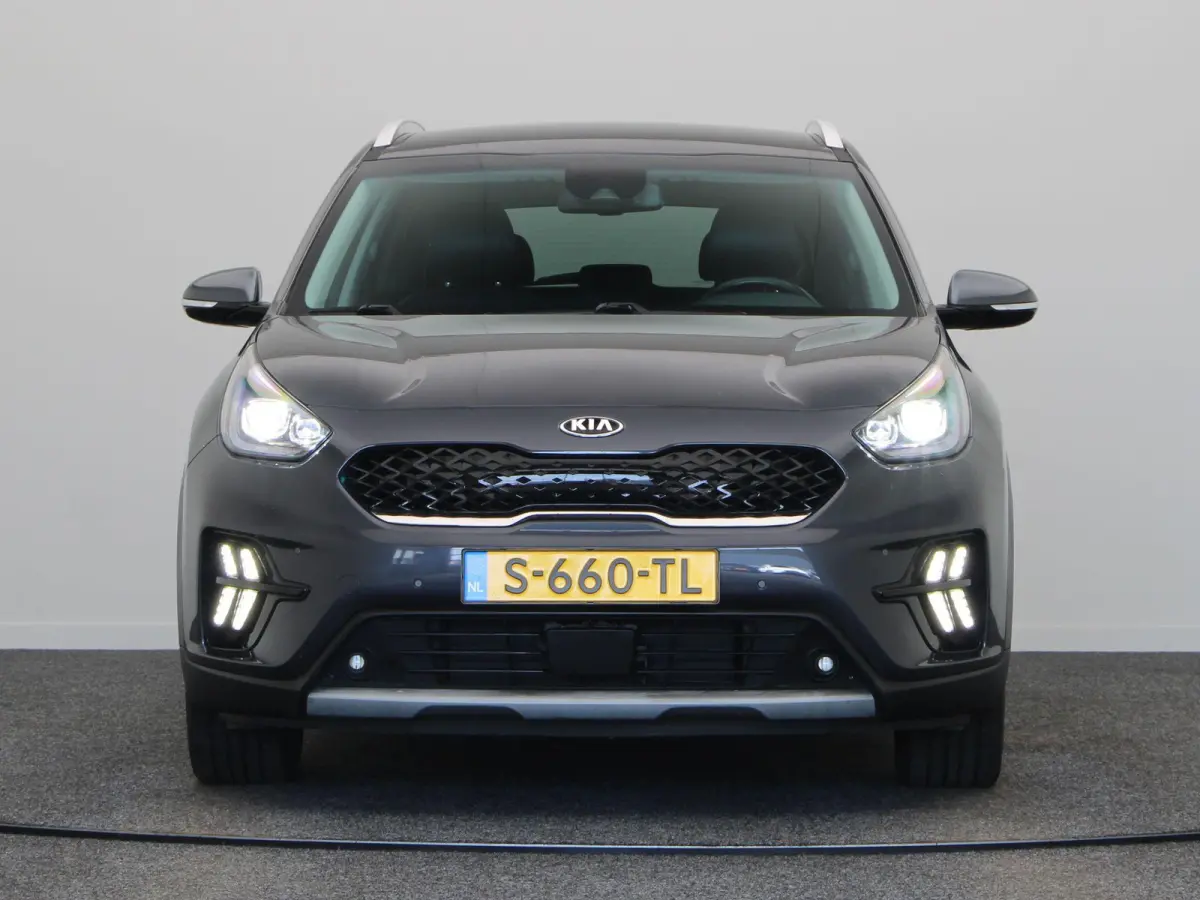 1.6 GDi Hybrid ExecutiveLine | Lederen Bekleding | Stoelverwarming | All Season Banden |