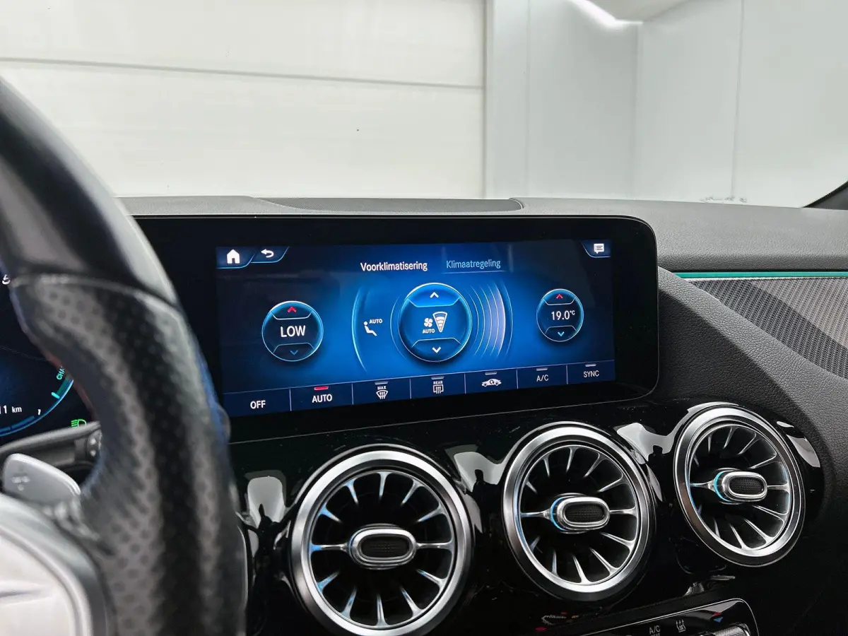 250 e Plug-In AMG Line WIDE-SCREEN | SFEER | ELEKTR. ACHTERKLEP | CAMERA