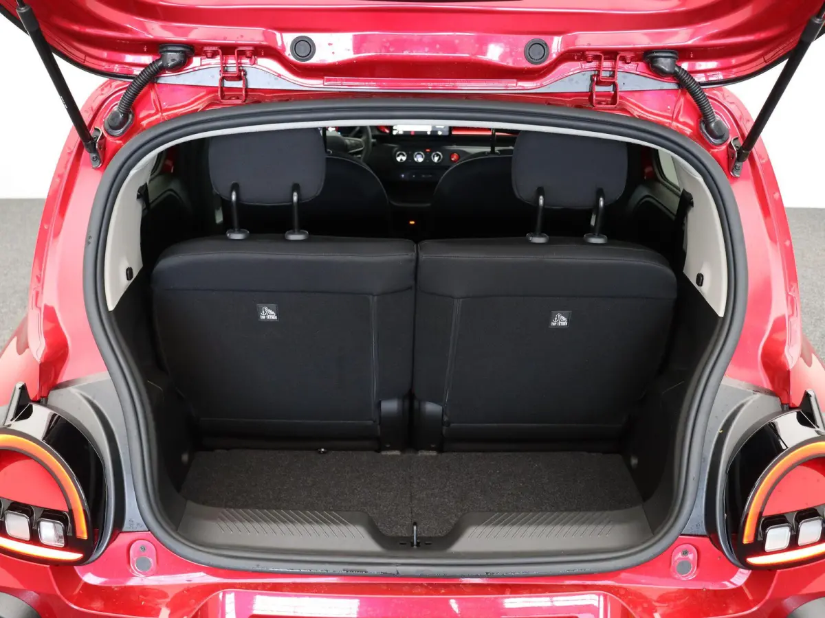 urban range techno 27.5 kWh | Stoelverwarming | Adaptive Cruise Control | Achteruitrijcamera | Climate Control |