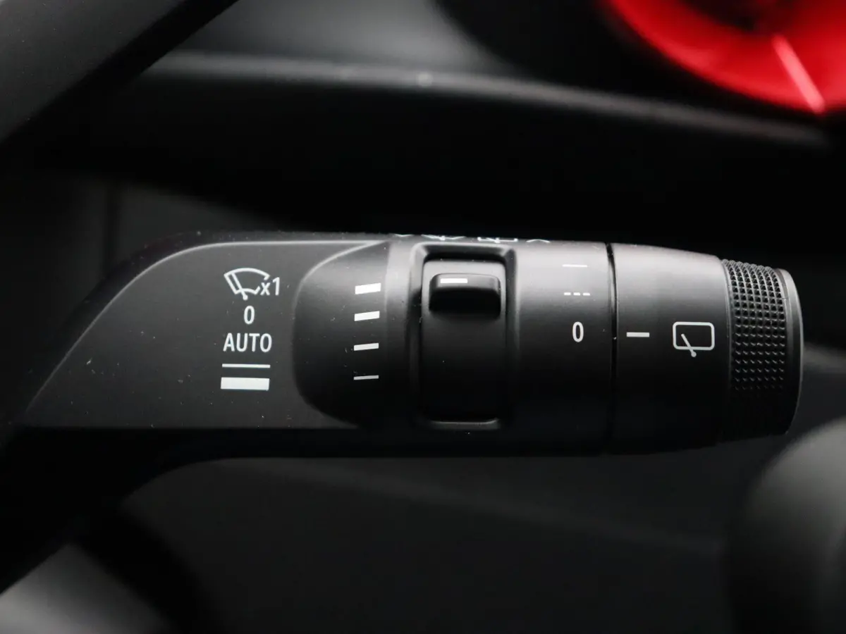 urban range techno 27.5 kWh | Stoelverwarming | Adaptive Cruise Control | Achteruitrijcamera | Climate Control |