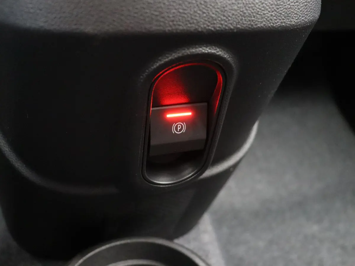 urban range techno 27.5 kWh | Stoelverwarming | Adaptive Cruise Control | Achteruitrijcamera | Climate Control |