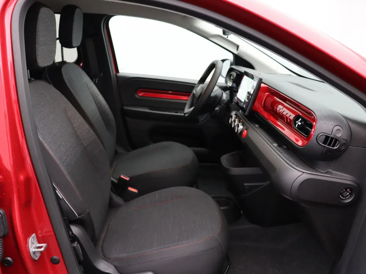 urban range techno 27.5 kWh | Stoelverwarming | Adaptive Cruise Control | Achteruitrijcamera | Climate Control |