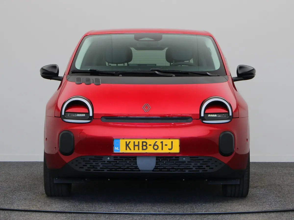 urban range techno 27.5 kWh | Stoelverwarming | Adaptive Cruise Control | Achteruitrijcamera | Climate Control |