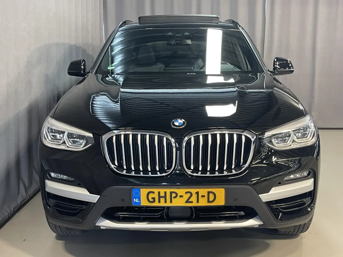 xDrive30e High Executive X Line 19"/SOH 89%/Panoramadak/Trekhaak/360 camera/Adaptieve cruise/Dodehoek/Stoel + stuurverwarming/Head-up