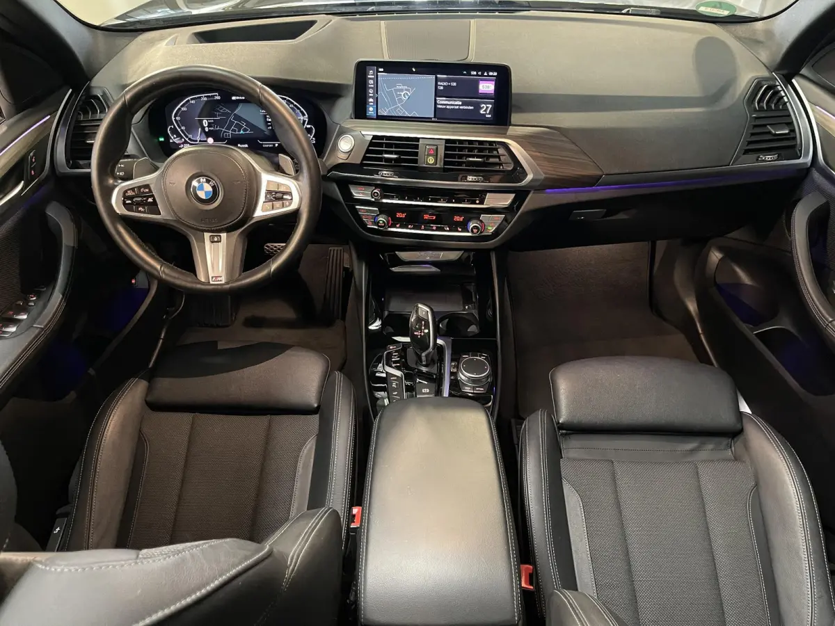 xDrive30e High Executive X Line 19"/SOH 89%/Panoramadak/Trekhaak/360 camera/Adaptieve cruise/Dodehoek/Stoel + stuurverwarming/Head-up