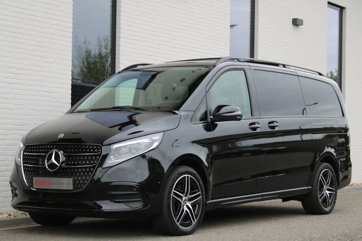 300d / DC / AMG / Panorama / bj 2025 / 2x Elec Schuifd / 360 Cam / Burmester / Vol Opties / NIEUWSTAAT