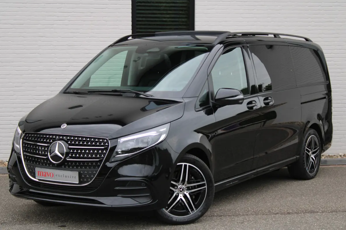 300d / DC / AMG / Panorama / bj 2025 / 2x Elec Schuifd / 360 Cam / Burmester / Vol Opties / NIEUWSTAAT