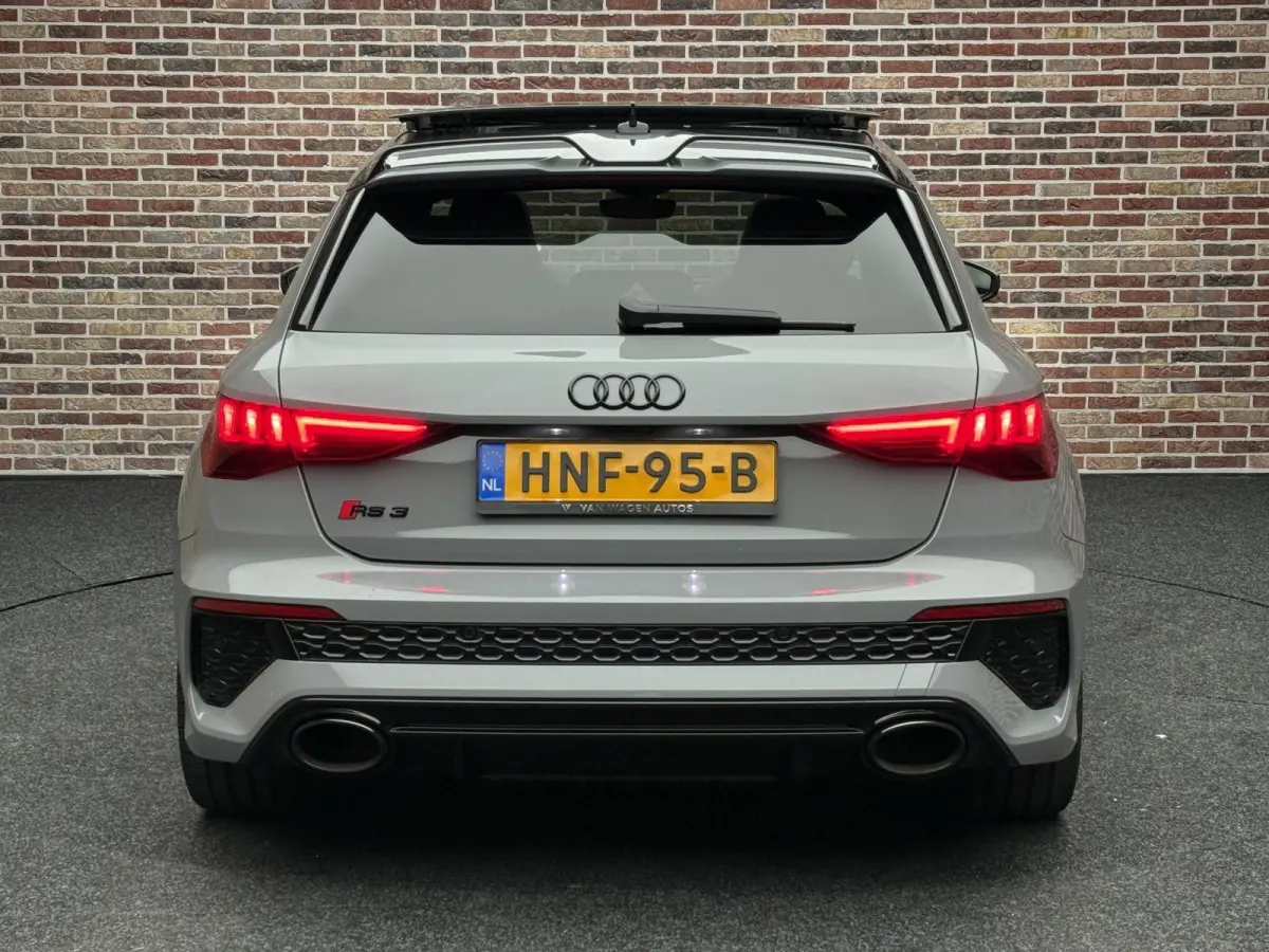 2.5TFSI RS 3 quattro Keramisch Headup Panorama Nardo Memory