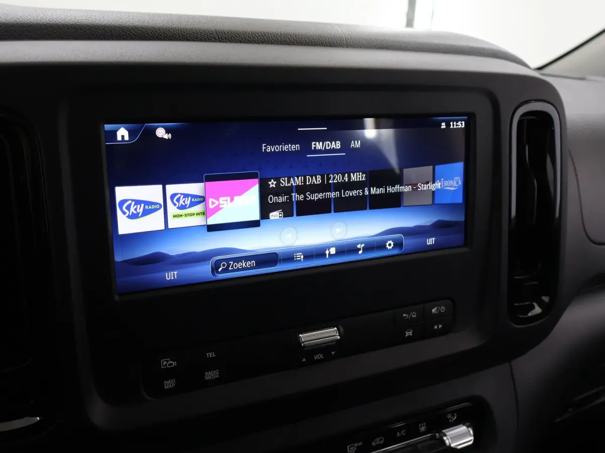 129 L2 PRO 90kWh | 8-PERSOONS | Snelladen 110 KWh | Navigatie | Parkeerpakket | Comfortbestuurdersstoel | Dodehoekassistent | 8 Zitplaatsen |