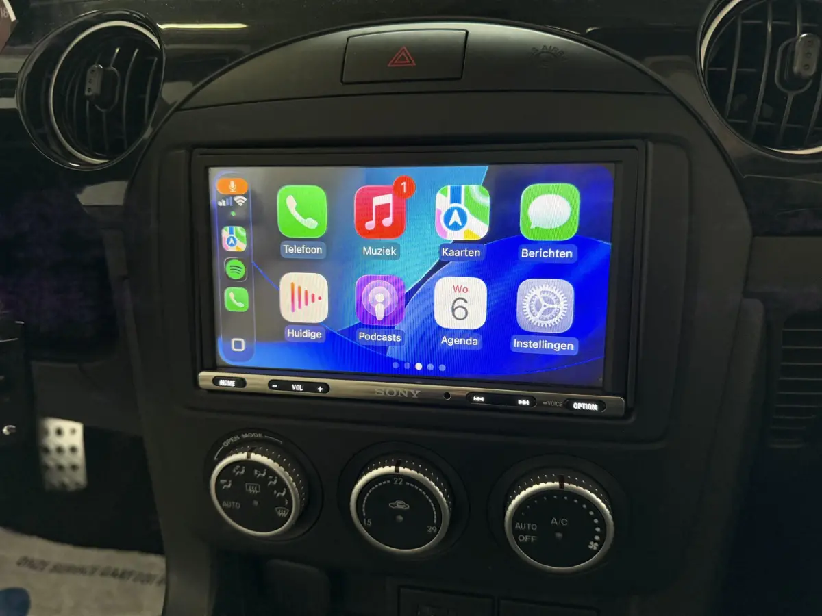 1.8 Silver Edition | LEDER | CARPLAY | CAMERA