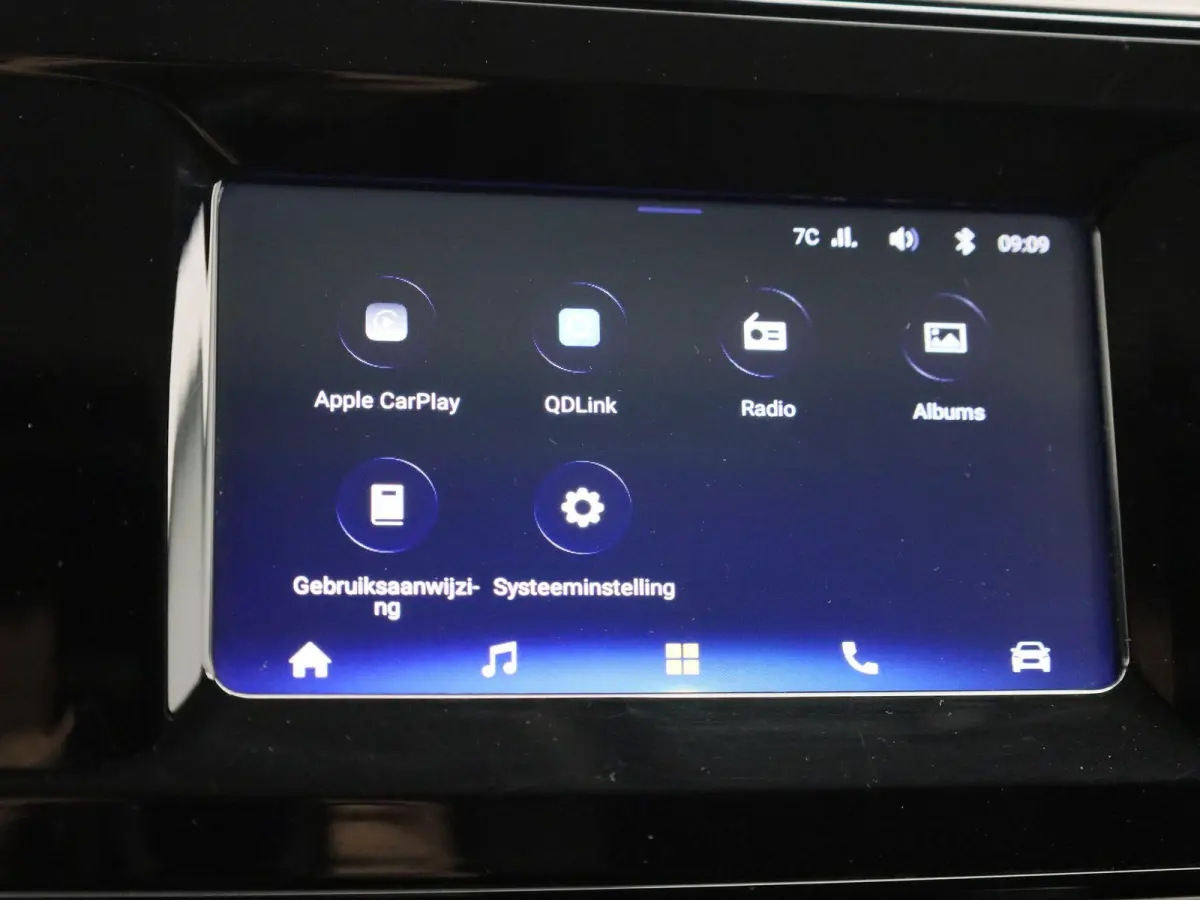 SWB 50 kWh | Climate Control | Apple Carplay / Android Auto | Stoelverwarming | Achteruitrijcamera |