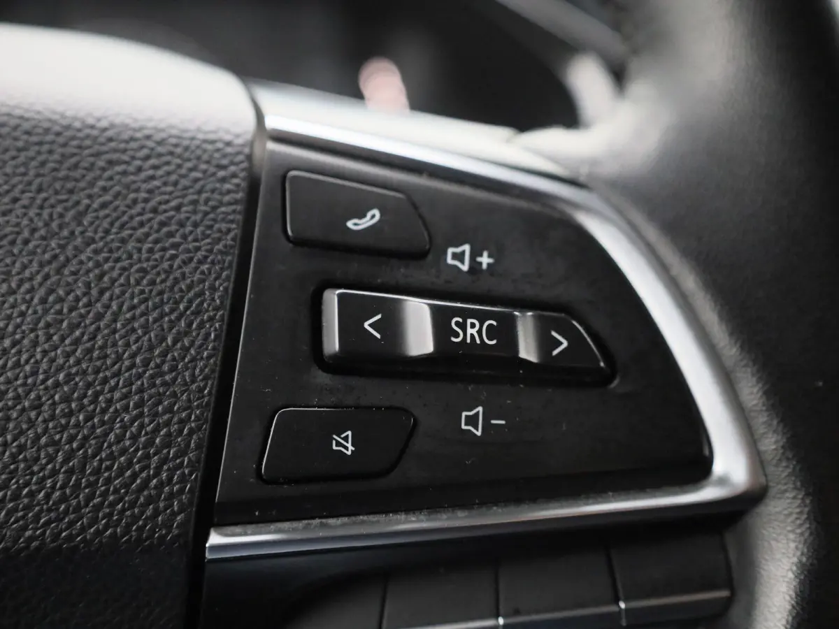 SWB 50 kWh | Climate Control | Apple Carplay / Android Auto | Stoelverwarming | Achteruitrijcamera |