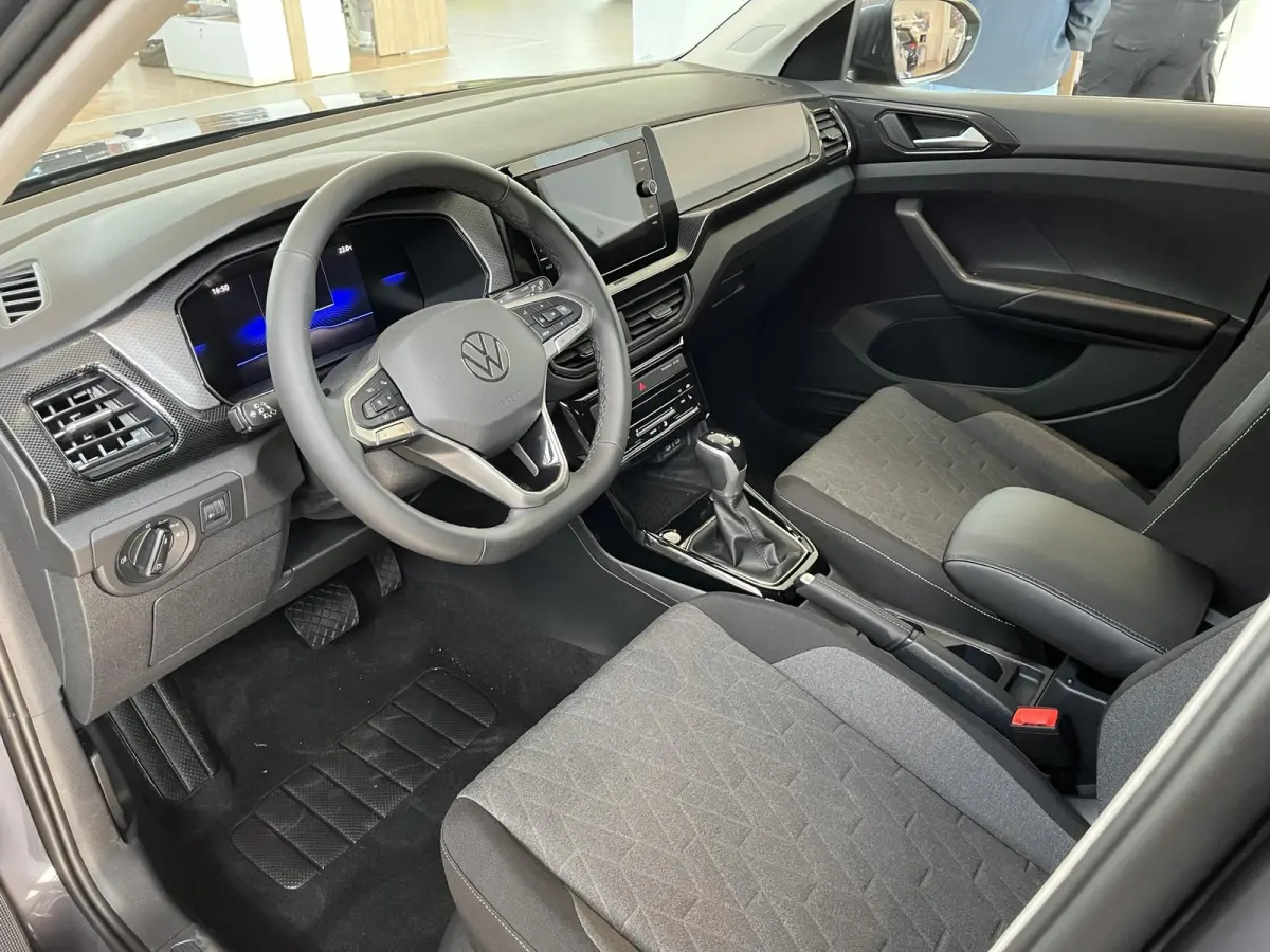 1.0 TSI Life Edition Climate Control | Stoelverwarming | Adaptive Cruise Control | Carplay | 17" LM Velgen