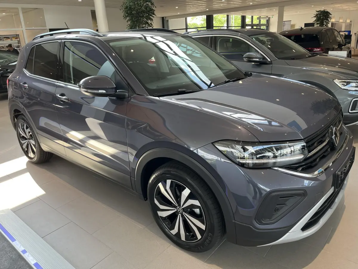 1.0 TSI Life Edition Climate Control | Stoelverwarming | Adaptive Cruise Control | Carplay | 17" LM Velgen