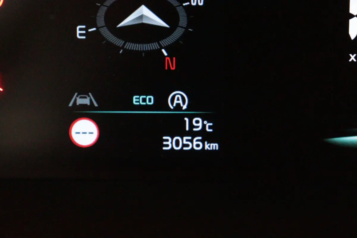 1.0 T-GDi MHEV DynamicPlusLine | NAVI / APPCONNECT | CLIMA | CAMERA + PDC | STUUR / STOELVERW  | LANE-ASSIST |