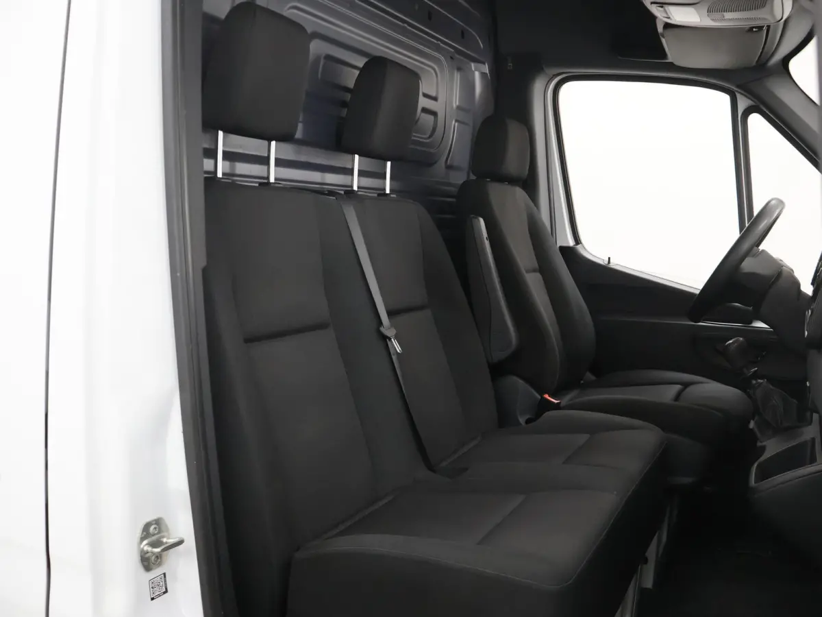 317 CDI | 170 PK | L2 H2 | RWD | 2800 KG. AHW | TREKHAAK | AIRCO | BLUETOOTH | SIDEBARS | 3-ZITS | CERTIFIED