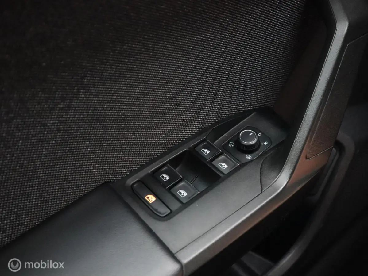 1.4 TSI 204PK eHybrid PHEV DSG/AUTOMAAT FR xCellence Navi|Digi Cockpit|Stoel&Stuurverw|17"LMV|Chroom|Navi|DonkerGlas|Carplay